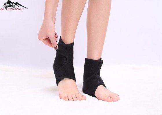 La CINA Caviglia su misura Protertor della cavigliera di protezione contro il calore del gancio dei prodotti di terapia del magnete per freddo fornitore