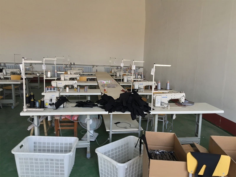 Hebei Zhaoyang Medical Instrument Co., Ltd. linea di produzione del fabbricante