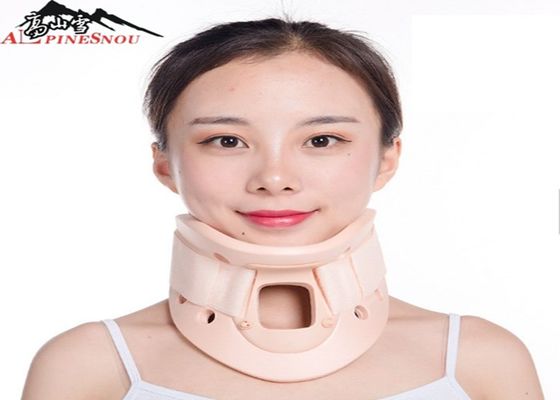 La CINA Gancio di collo cervicale di sostegno del collo del collare del PVC di terapia comoda di riabilitazione fornitore